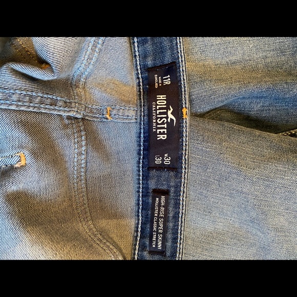 Hollister Jeans - Picture 3 of 3